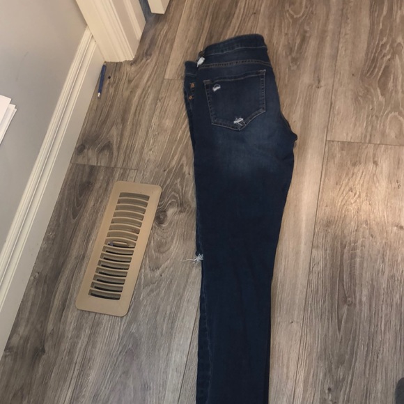 lightly worn garage jeans - Picture 2 of 3